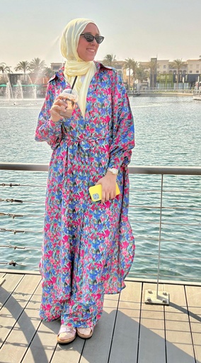 Raihana set in blue