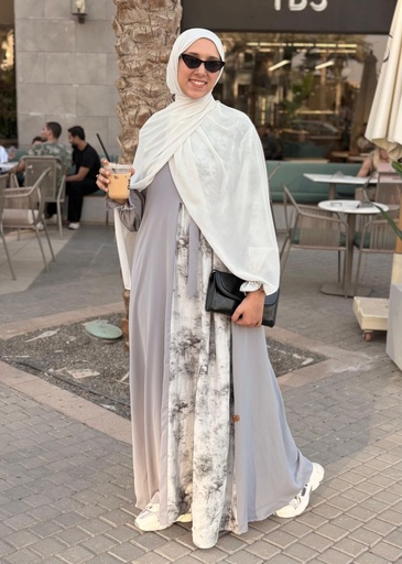 Rahaf Abaya in light gray